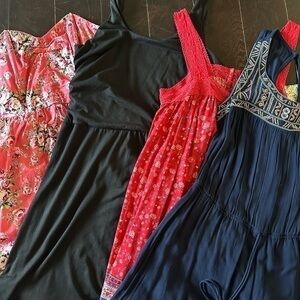 Dress Bundle of 4 Xhilaration & Faded Glory Dresses & Jumpsuit ALL SIZE LARGE